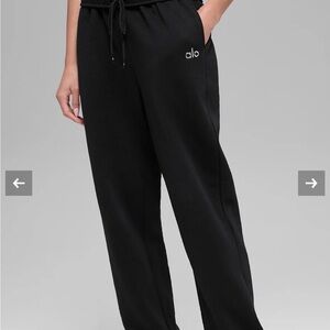ALO Yoga Women's Black Joggers